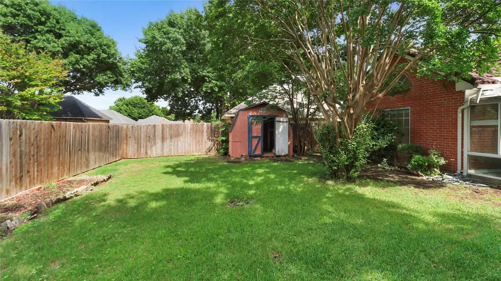 1409 Nettleton Drive Desoto TX 75115