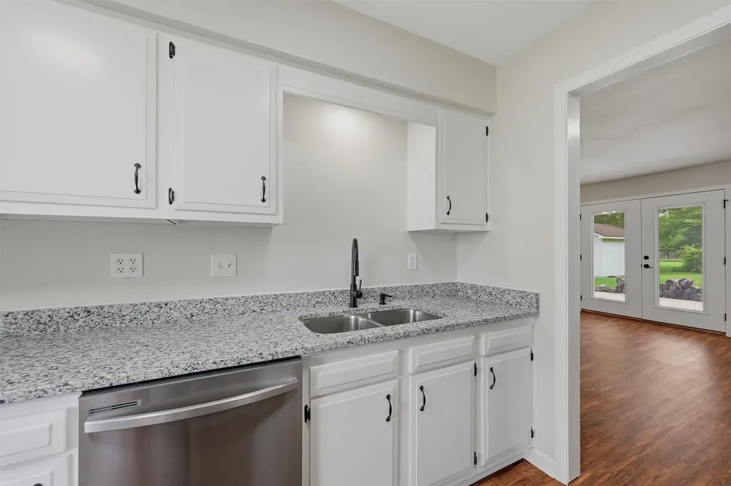 108 Loraine Street Pottsboro TX 75076