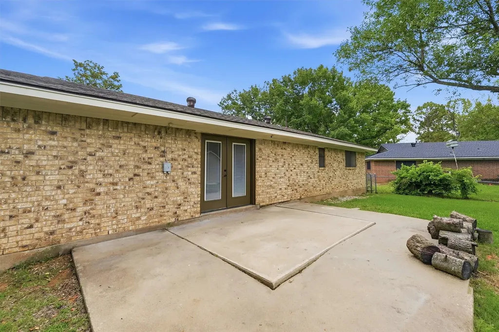 108 Loraine Street Pottsboro TX 75076