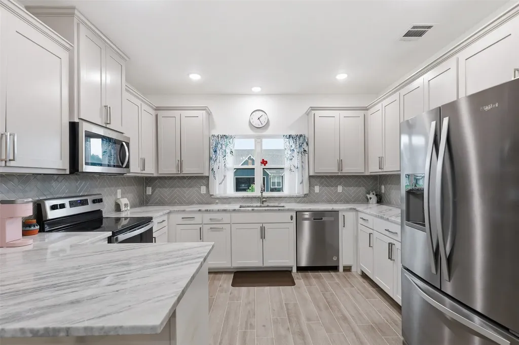 423 Redbud Lane Tolar TX 76476