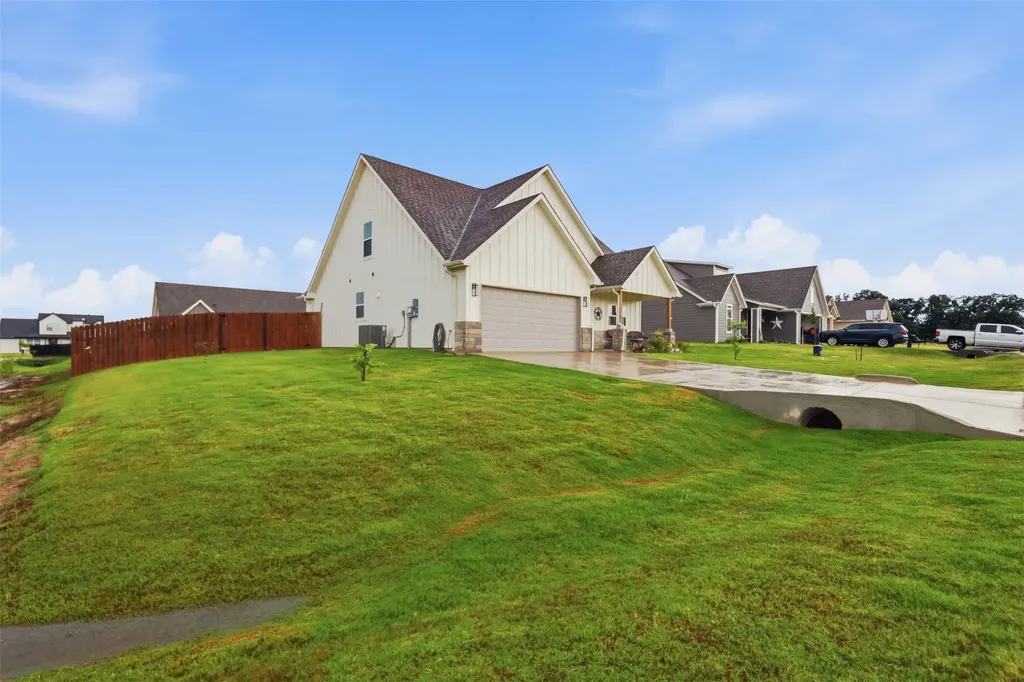 423 Redbud Lane Tolar TX 76476