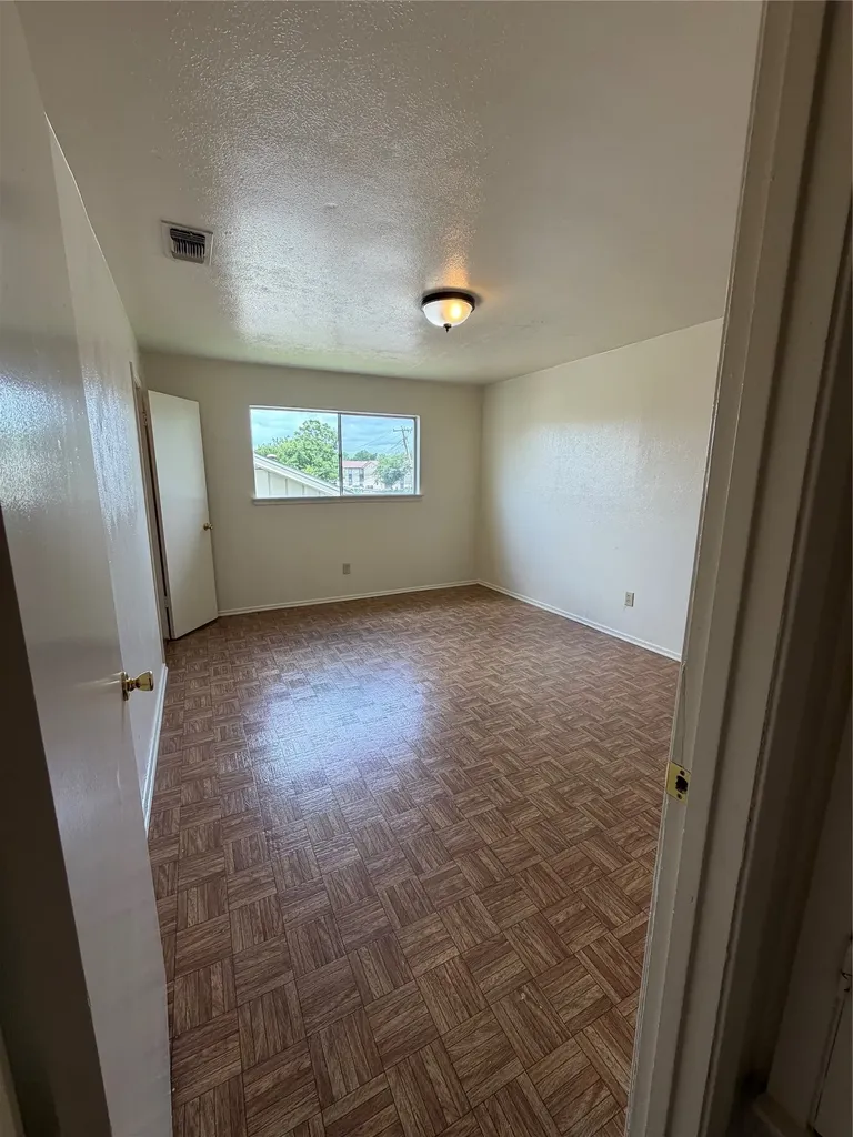 3002 Stanford Street Greenville TX 75401