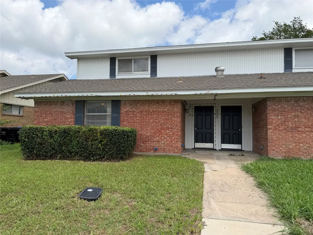 3002 Stanford Street Greenville TX 75401