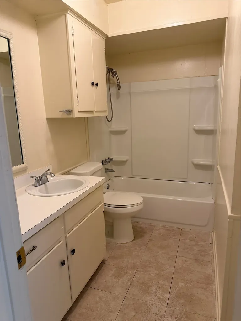 3002 Stanford Street Greenville TX 75401