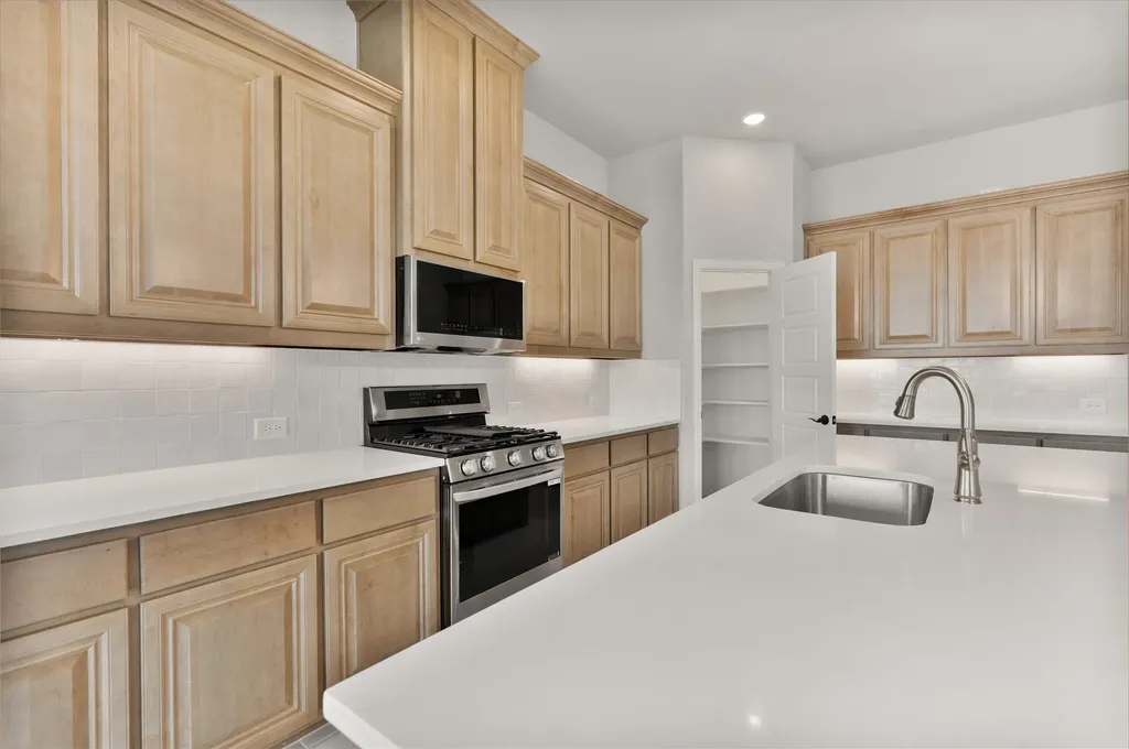 2822 Dolomite Drive Sherman TX 75092