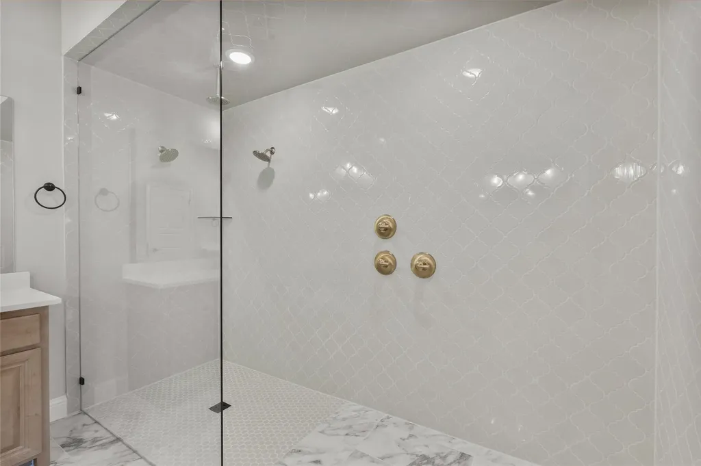 2822 Dolomite Drive Sherman TX 75092