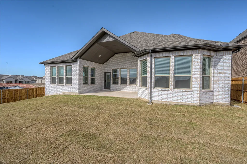 2822 Dolomite Drive Sherman TX 75092