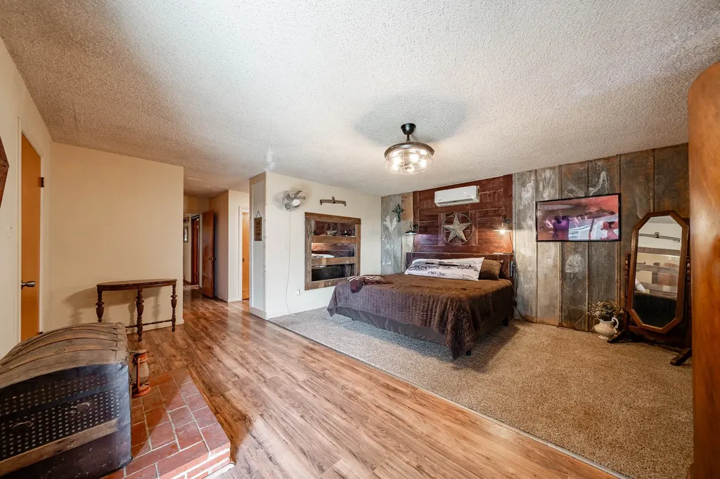 1527 Cr 165 Rochester TX 79544
