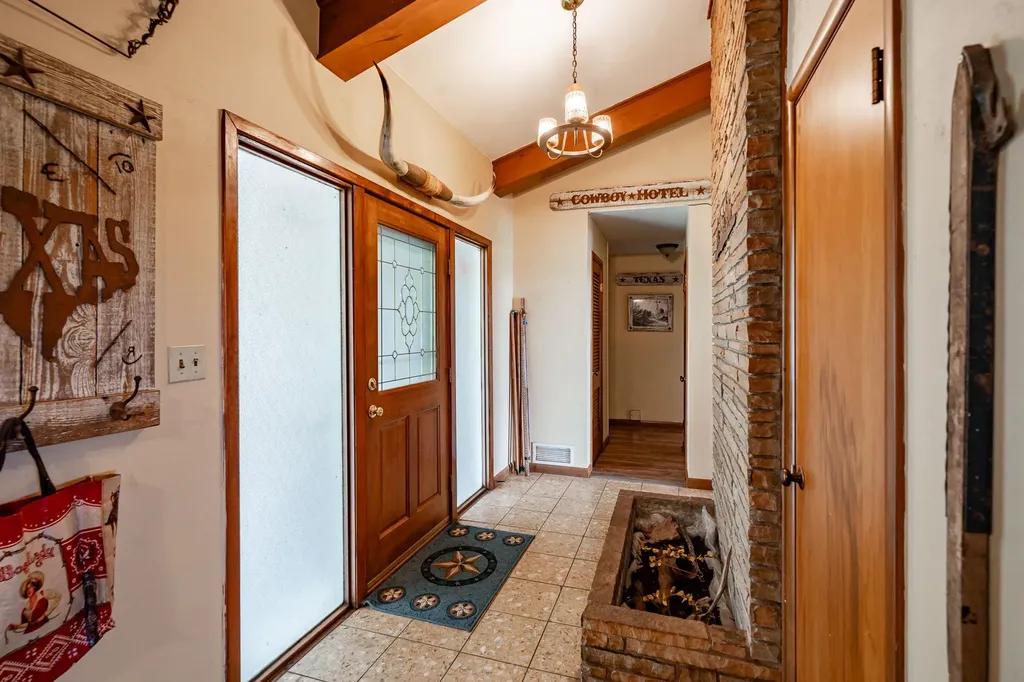 1527 Cr 165 Rochester TX 79544