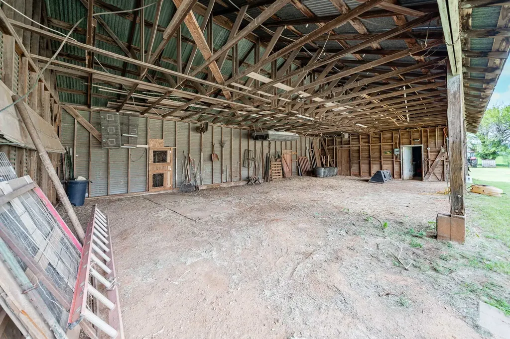 1527 Cr 165 Rochester TX 79544