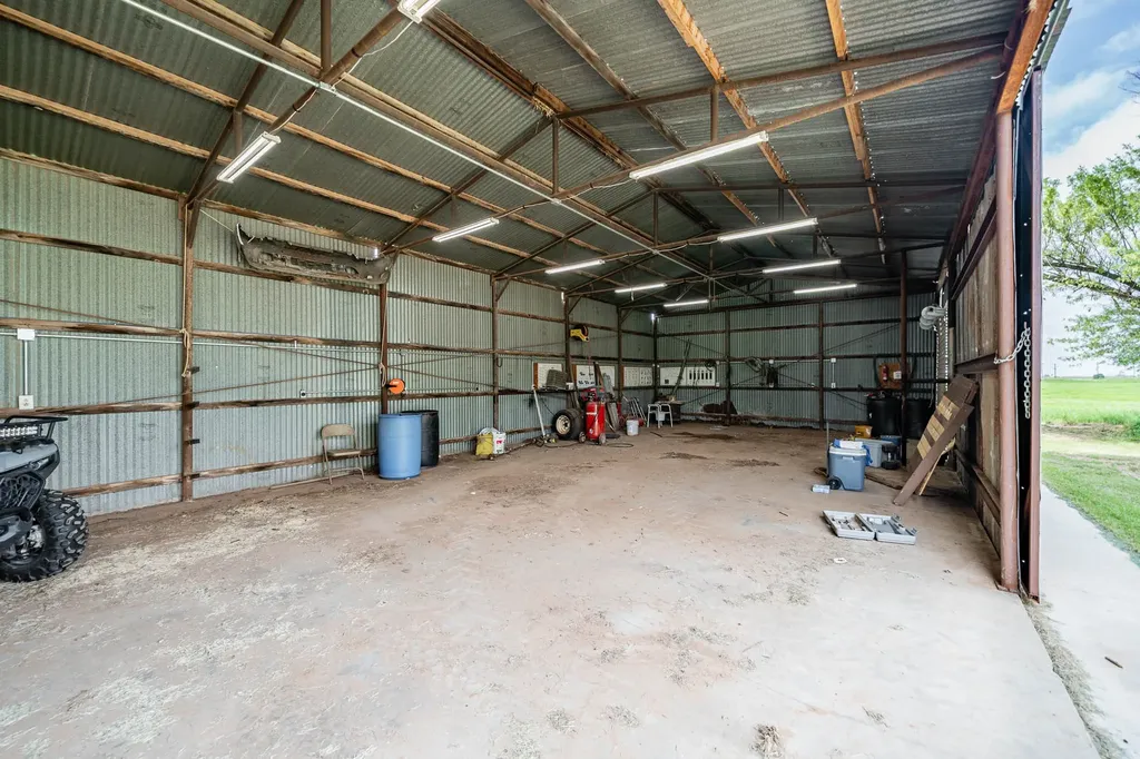 1527 Cr 165 Rochester TX 79544