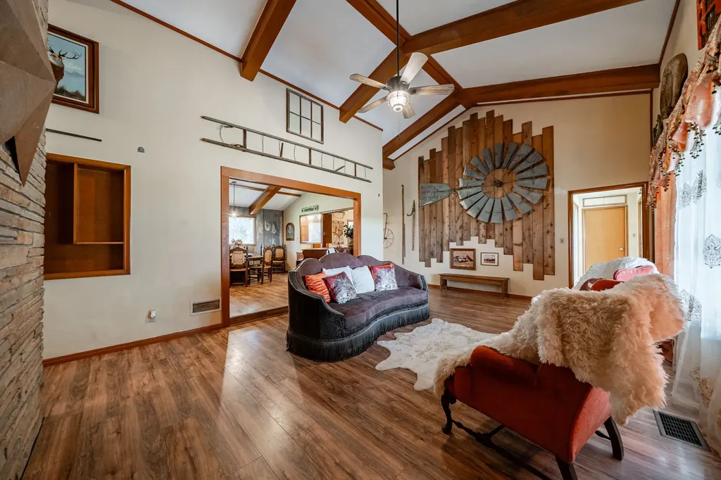 1527 Cr 165 Rochester TX 79544