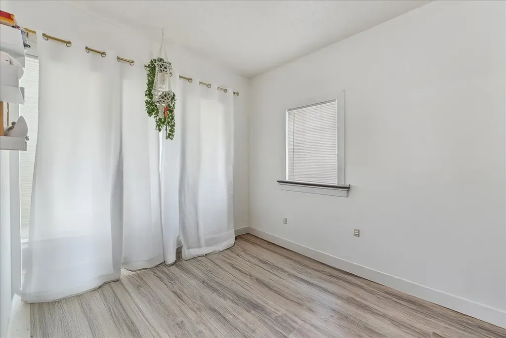 4602 Junius Street Dallas TX 75246
