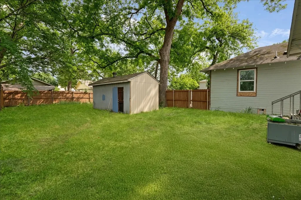 4602 Junius Street Dallas TX 75246