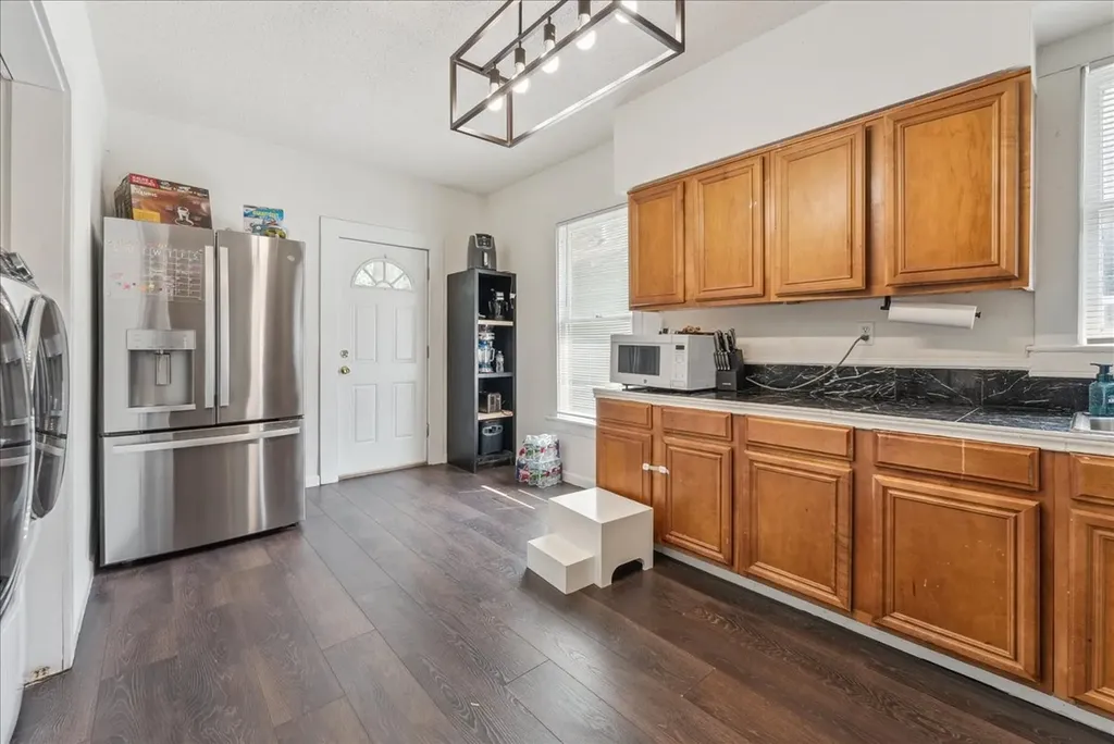 4602 Junius Street Dallas TX 75246