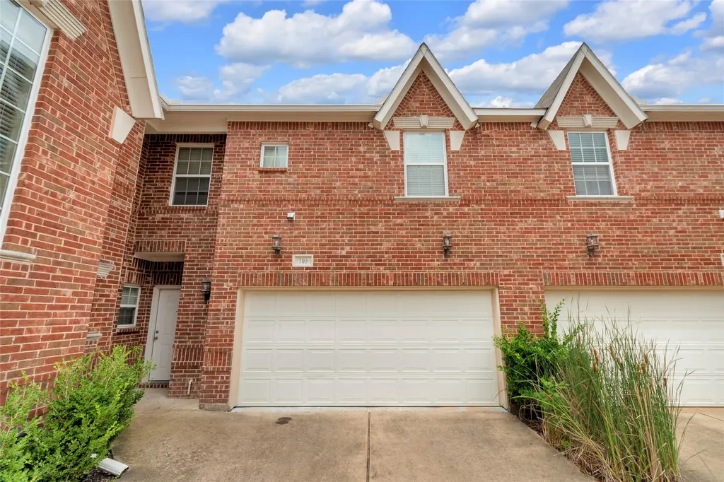 706 S Jupiter Road Allen TX 75002