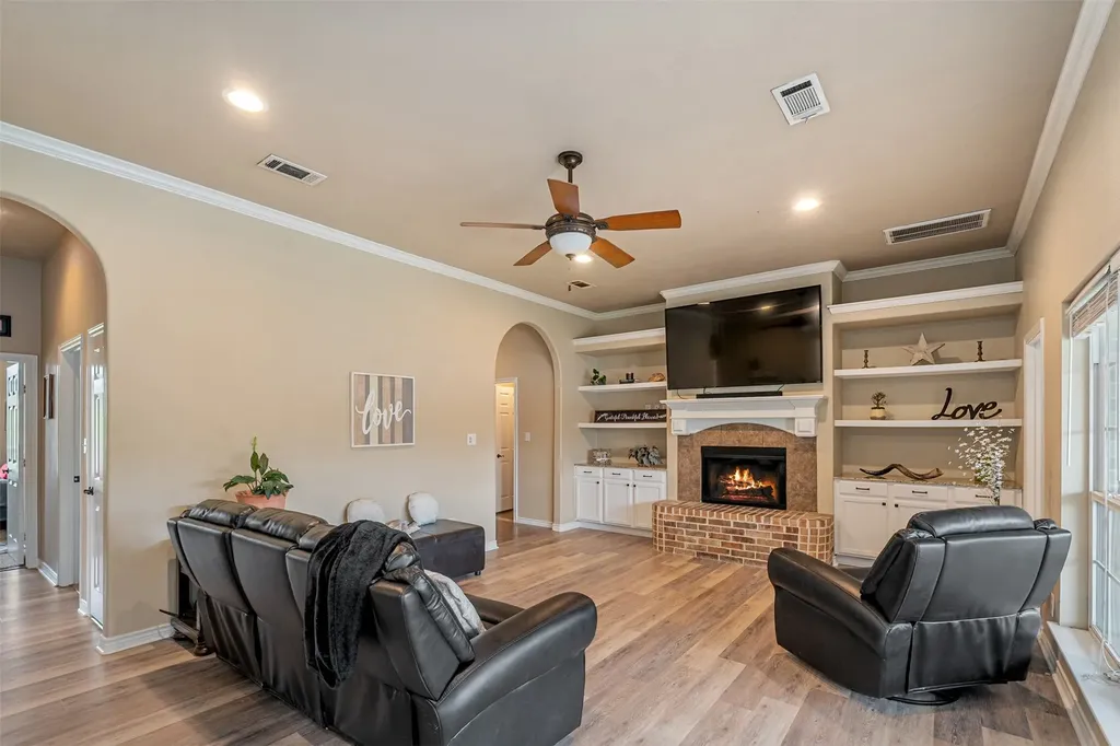 118 Janice Lane Mabank TX 75156