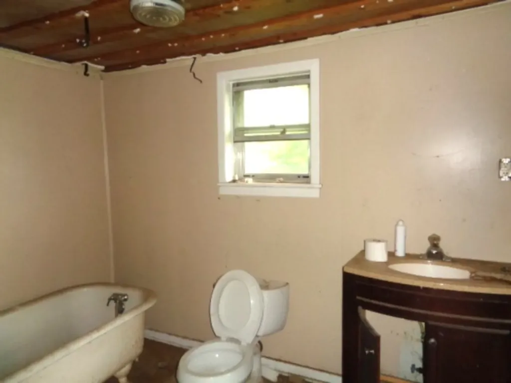 200 S Post Oak Winnsboro TX 75494