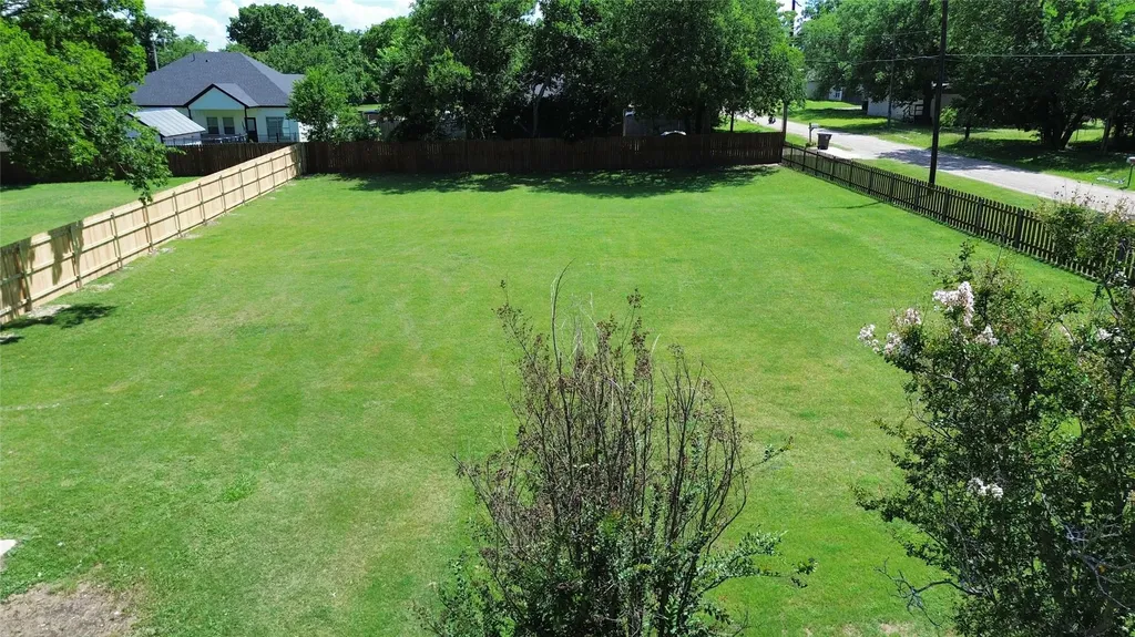 Tbd 10b West Avenue Milford TX 76670