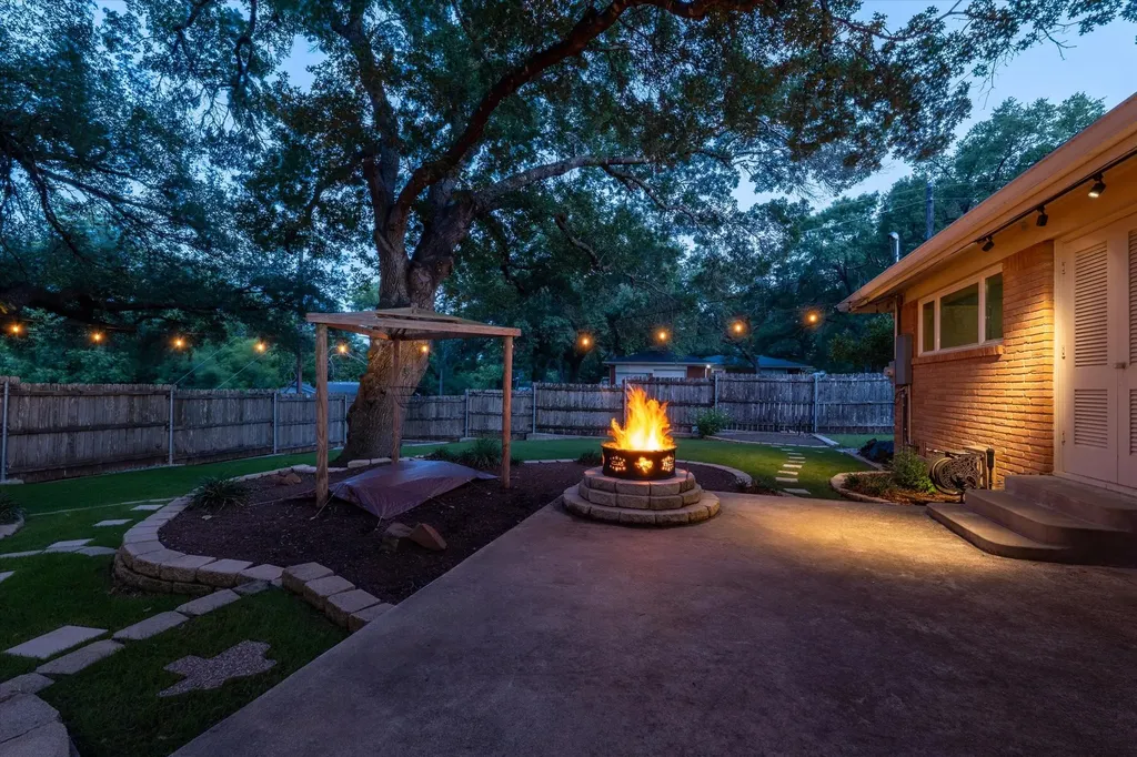2601 Glendale Drive Waco TX 76710