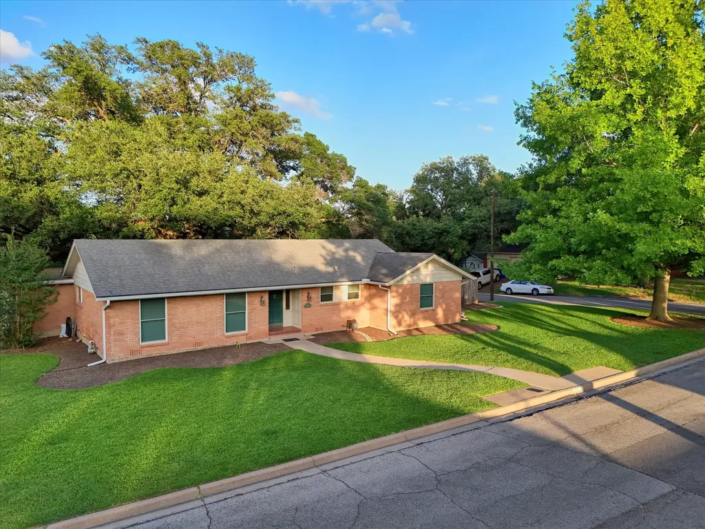 2601 Glendale Drive Waco TX 76710