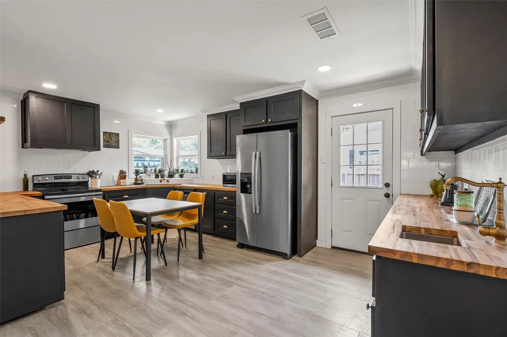 3824 Pine Avenue Waco TX 76708