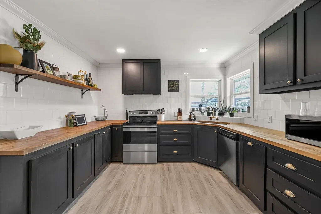 3824 Pine Avenue Waco TX 76708