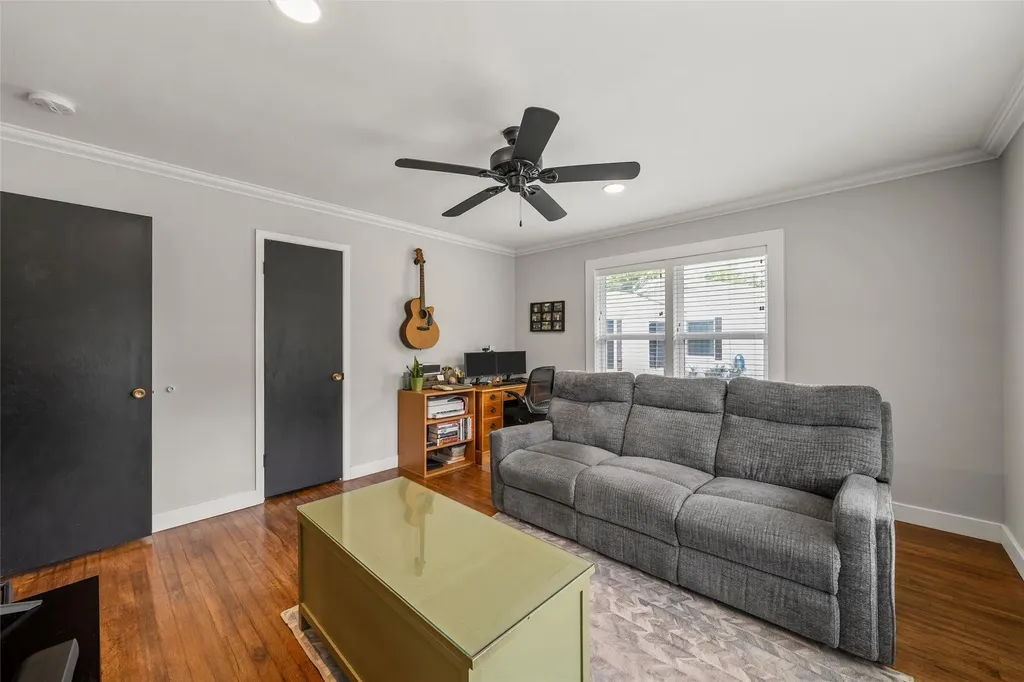 3824 Pine Avenue Waco TX 76708