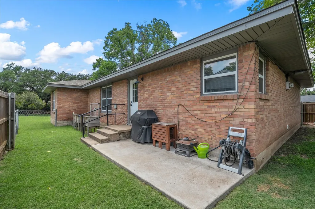 3824 Pine Avenue Waco TX 76708