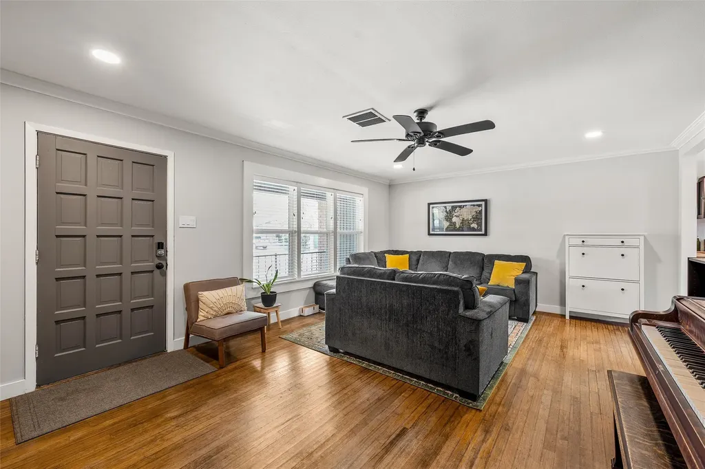 3824 Pine Avenue Waco TX 76708