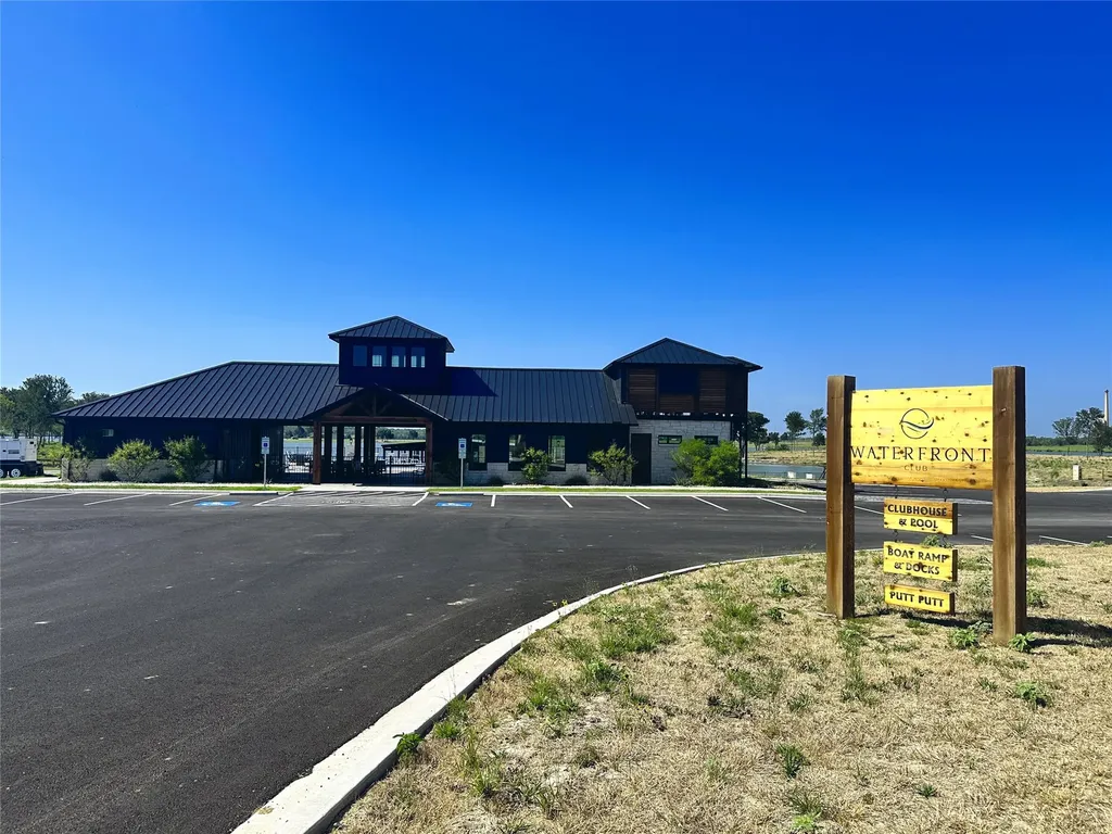 Lot 230 Waterfront Club Drive Corsicana TX 75110