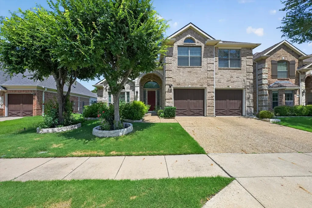 358 Fairlanding Avenue Fairview TX 75069