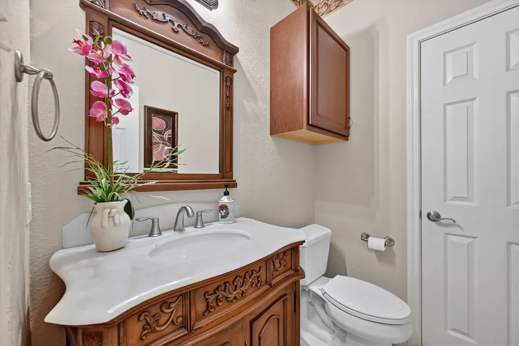 358 Fairlanding Avenue Fairview TX 75069