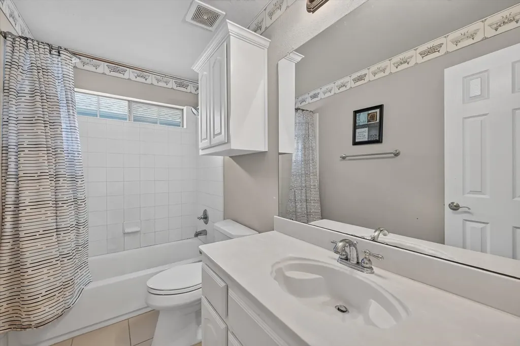 358 Fairlanding Avenue Fairview TX 75069