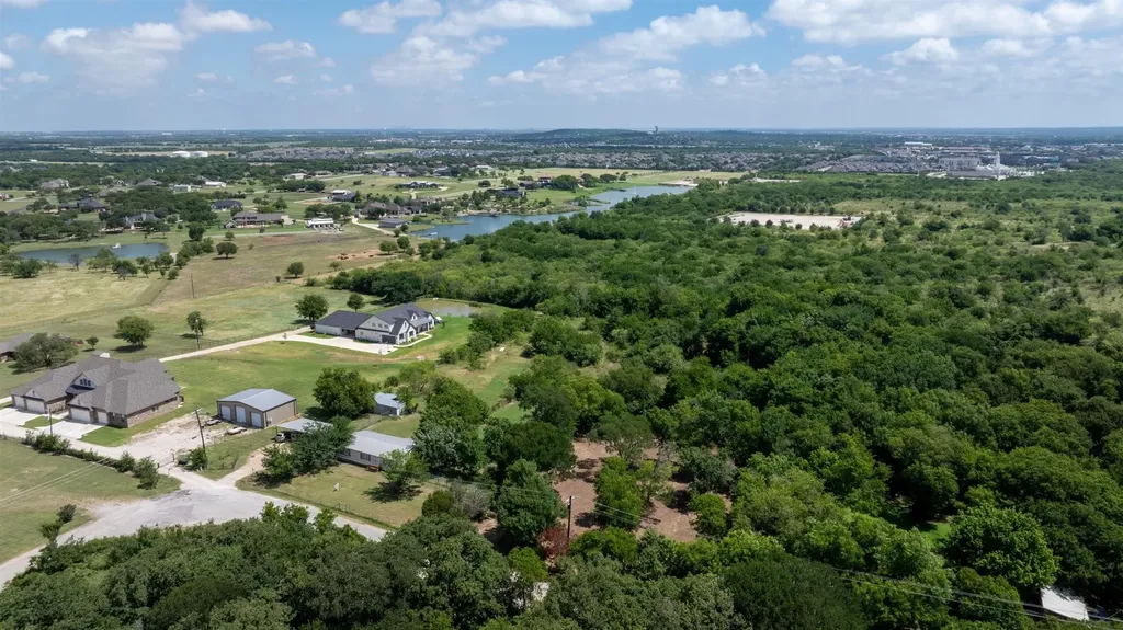 420 County Road 1021 Burleson TX 76028