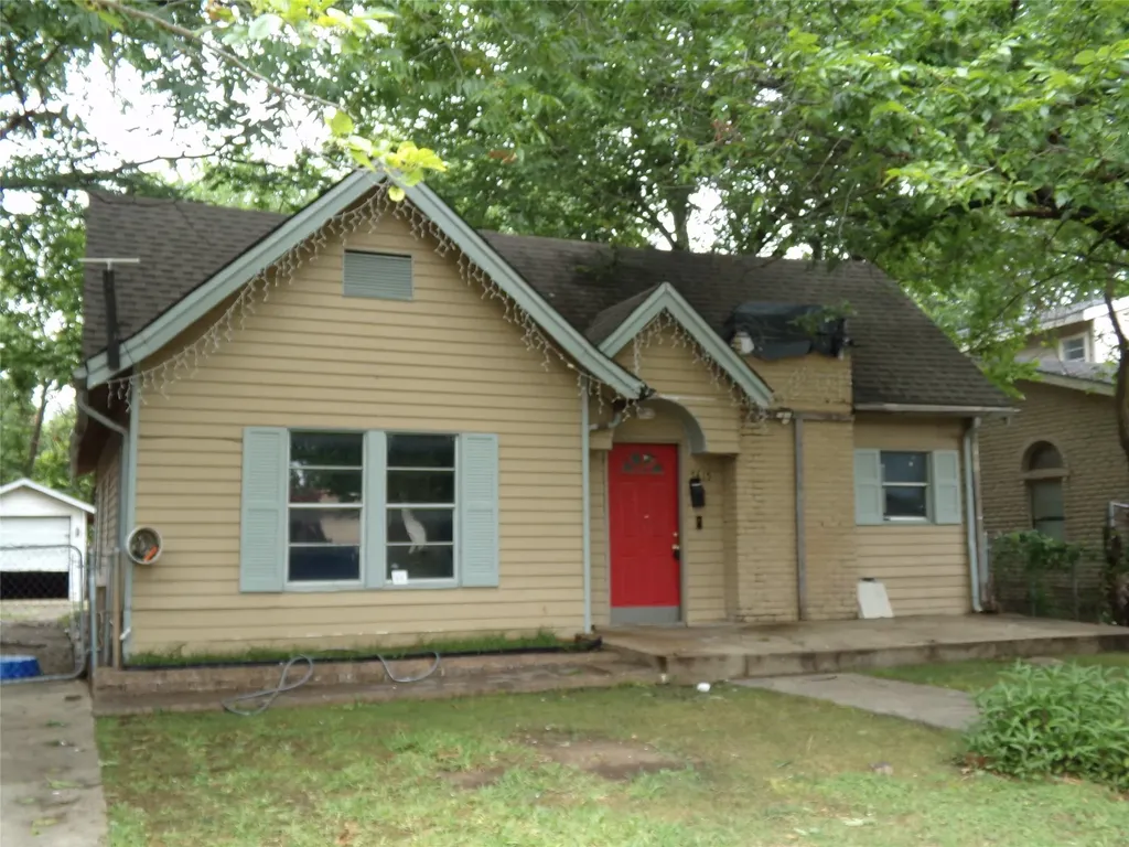 7415 Cortland Avenue Dallas TX 75235