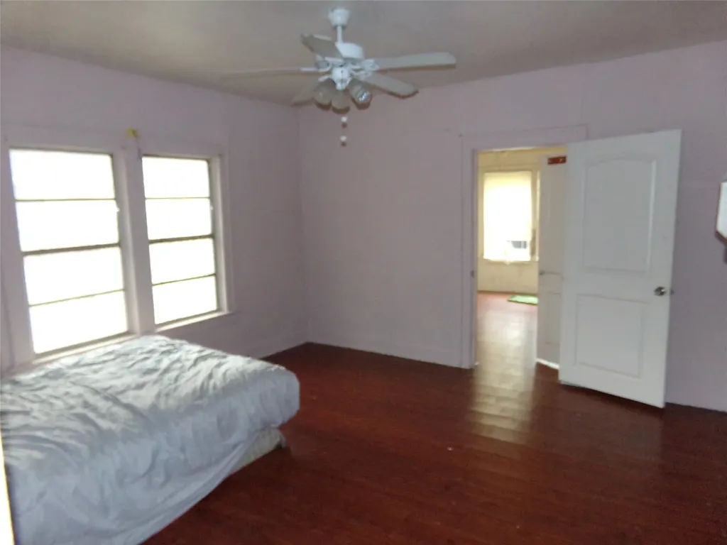 7415 Cortland Avenue Dallas TX 75235