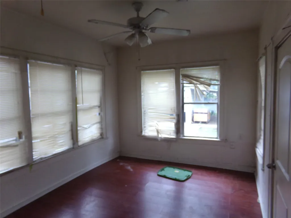7415 Cortland Avenue Dallas TX 75235