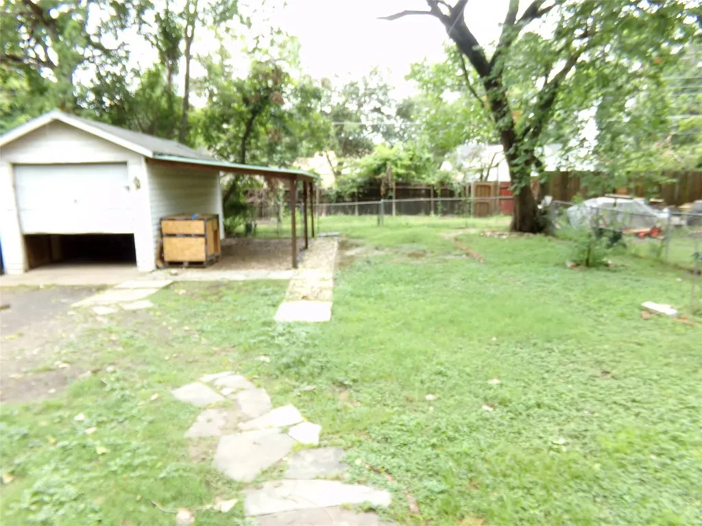 7415 Cortland Avenue Dallas TX 75235
