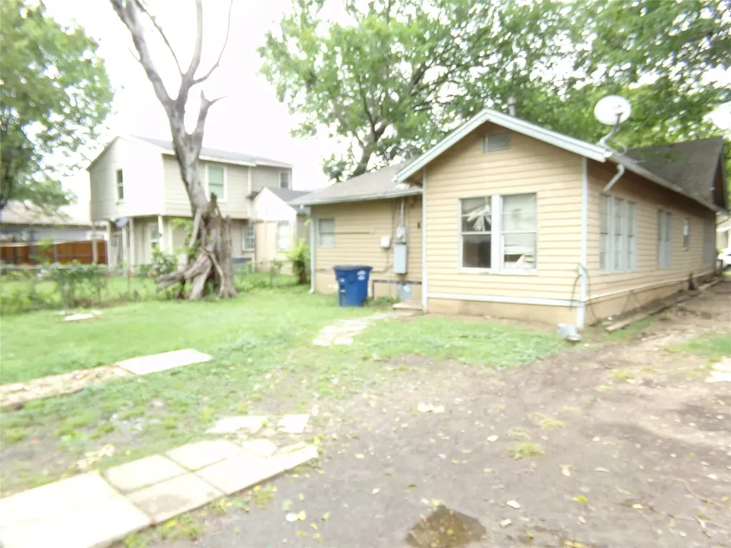 7415 Cortland Avenue Dallas TX 75235