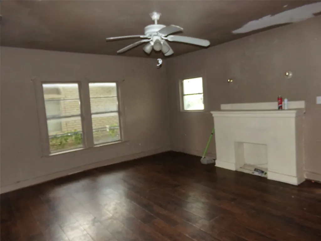 7415 Cortland Avenue Dallas TX 75235