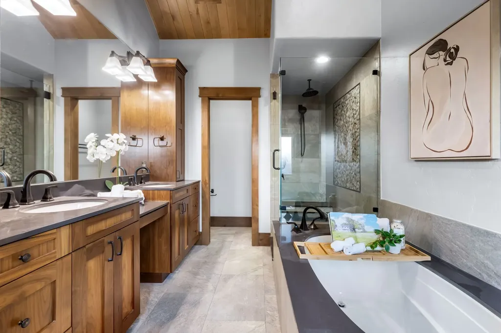 3913 Dome Drive Addison TX 75001