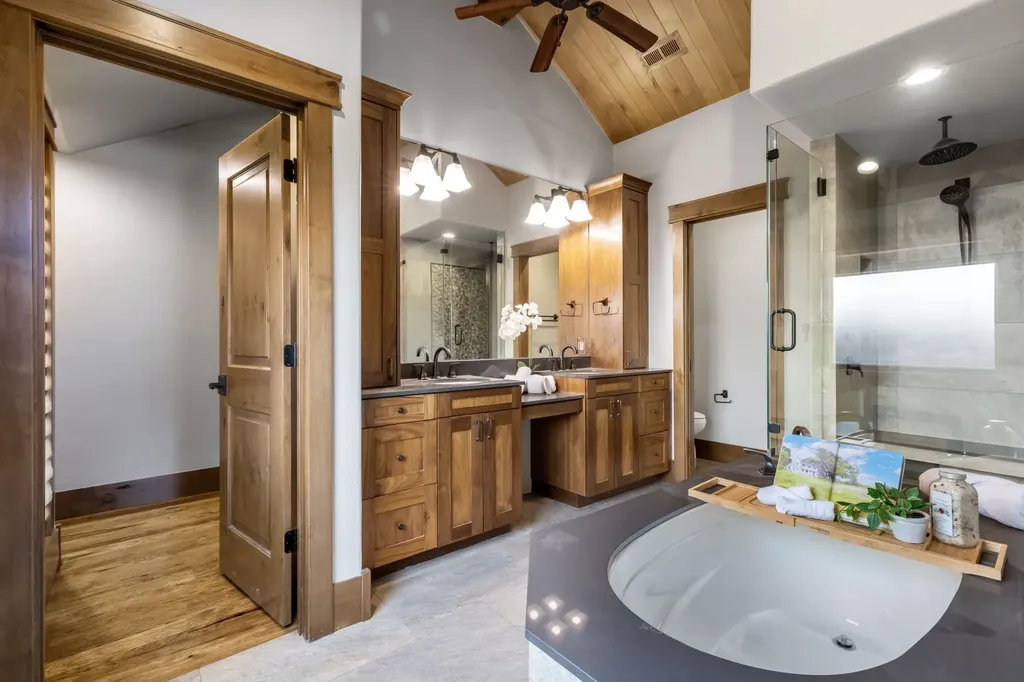 3913 Dome Drive Addison TX 75001