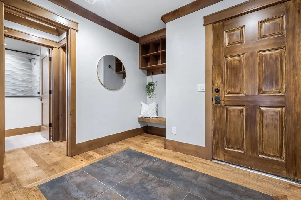 3913 Dome Drive Addison TX 75001