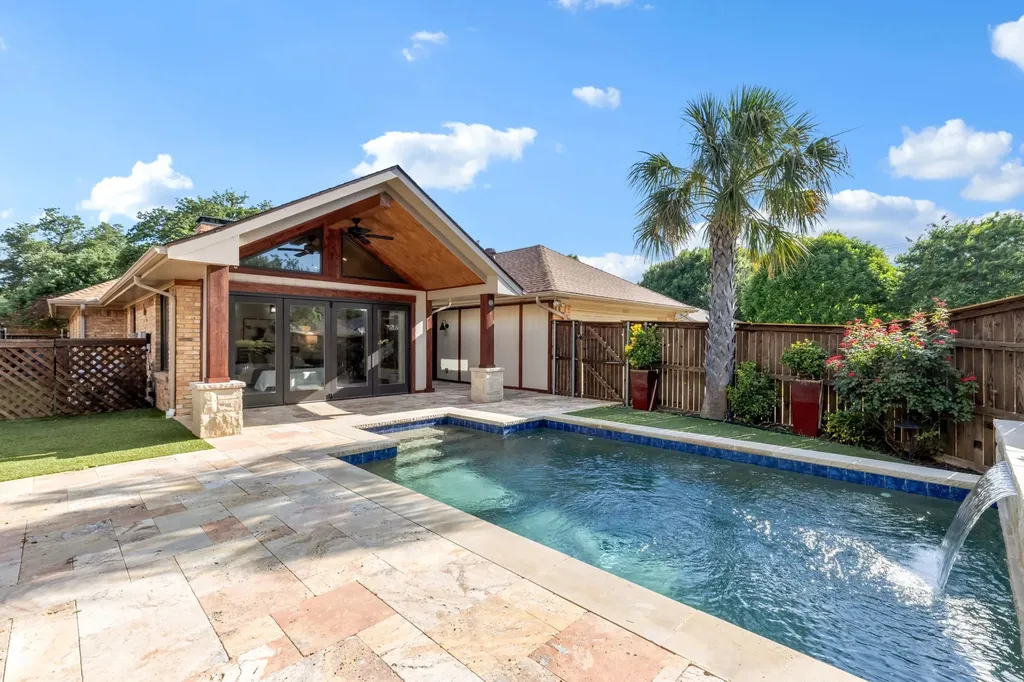 3913 Dome Drive Addison TX 75001