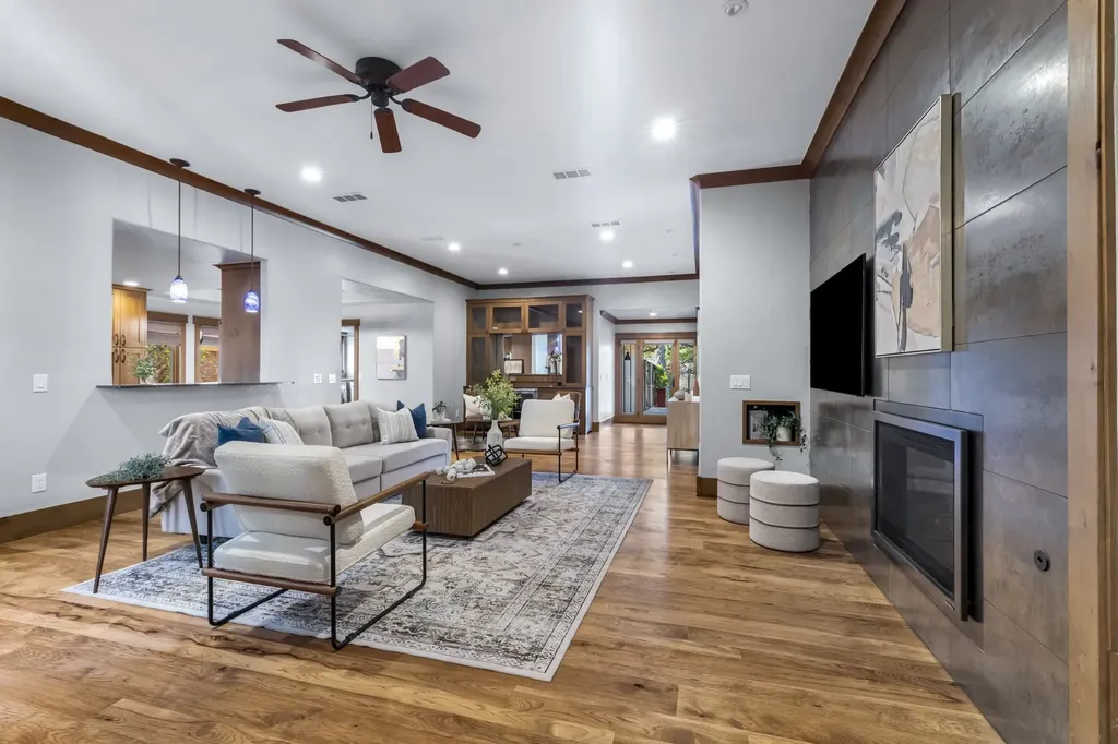 3913 Dome Drive Addison TX 75001