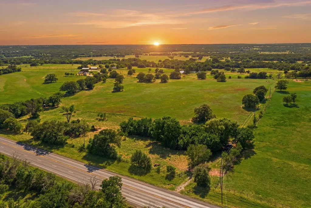 5615 N Farm To Market 51 Weatherford TX 76085