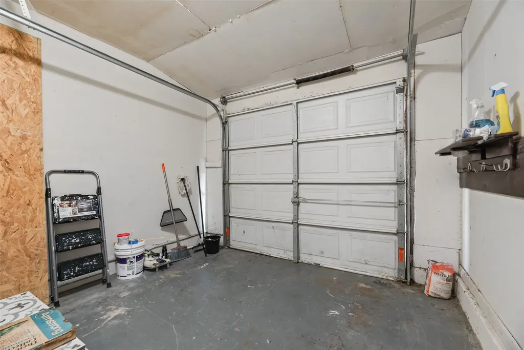 730 Cindy Lane Grand Prairie TX 75052