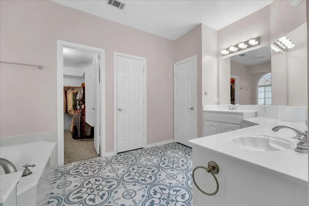 5508 Rolling Meadows Drive Fort Worth TX 76123