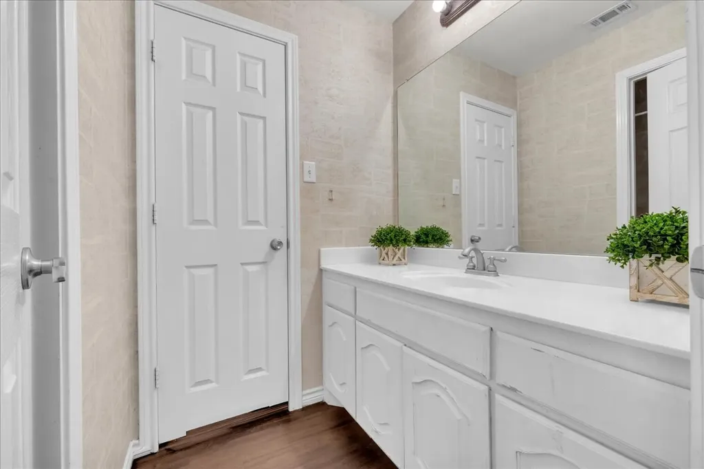 5508 Rolling Meadows Drive Fort Worth TX 76123